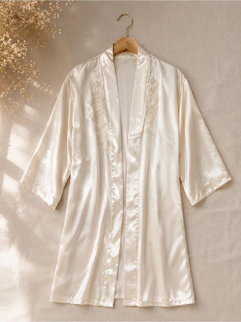 Vintage Diana Hand Embroidered 100% Silk Robe • Quiet Luxury Bridal Size L